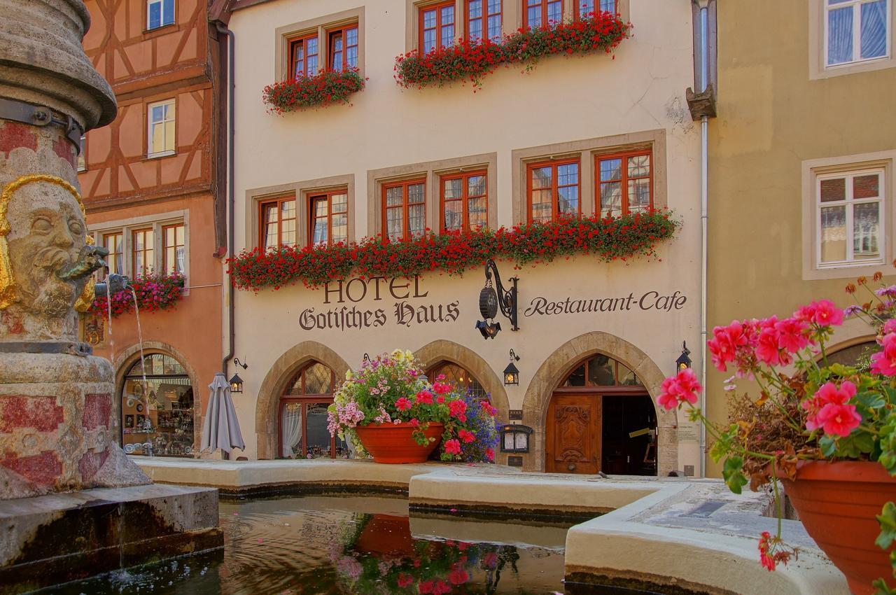 Historik Hotel Gotisches Haus Garni Ротенбург-на-Таубері Екстер'єр фото